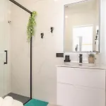 Beautiful & Fully Renovated 2bd - In Center - 20 Meters From شقة *