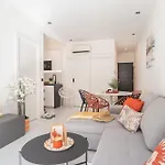 Διαμέρισμα Beautiful & Fully Renovated 2bd - In Center - 20 Meters From Fuengirola