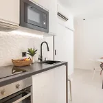 Beautiful & Fully Renovated 2bd - In Center - 20 Meters From Apartamento Fuengirola